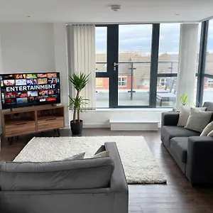 luxury-minster-penthouse-free-gym-parking.yorkshirehotels.net/